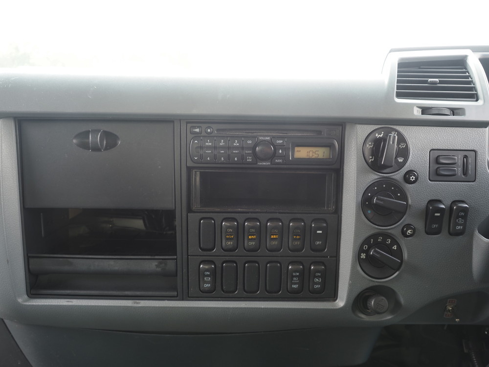 三菱ふそう ファイター ウイング車 中型 PDG-FK61F 年式 H22[写真26]