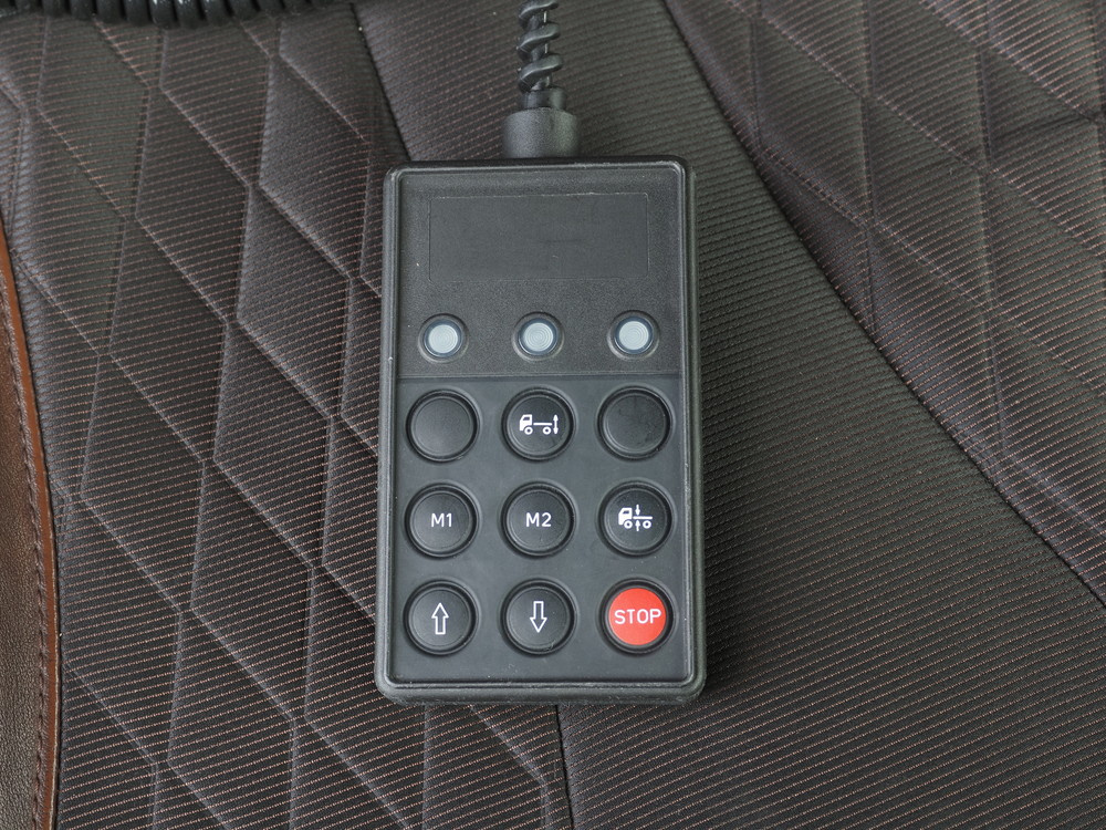 日野 プロフィア ウイング車 大型 2DG-FW1AHG 年式 H30[写真34]