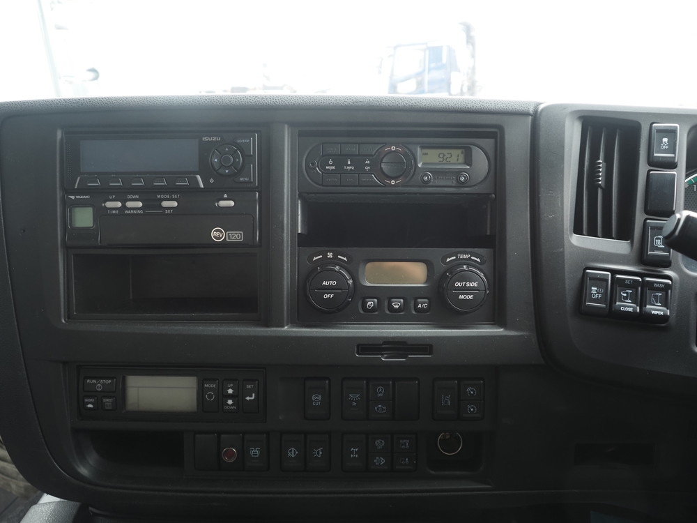 いすゞ ギガ 冷凍ウイング 大型 2PG-CYL77C 年式 R1[写真30]