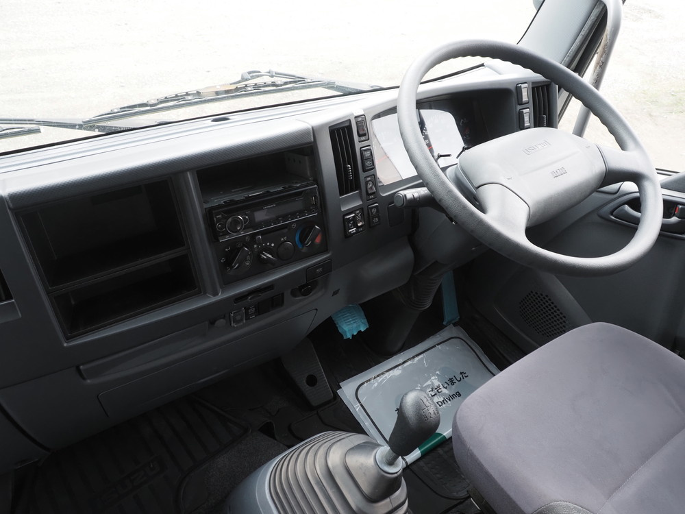いすゞ フォワード ウイング車 中型 TKG-FRR90T2 年式 H27[写真33]