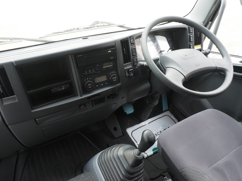 いすゞ フォワード ウイング車 中型 TKG-FRR90S2 年式 H28[写真31]