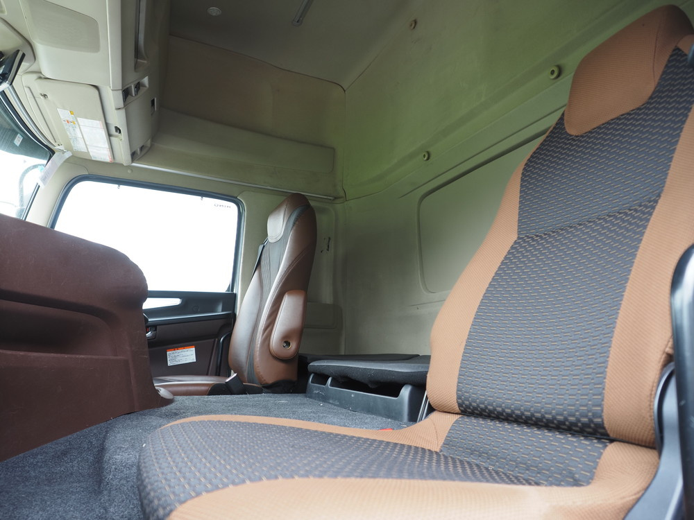 日野 プロフィア ウイング車 大型 2DG-FW1AHG 年式 H29[写真36]