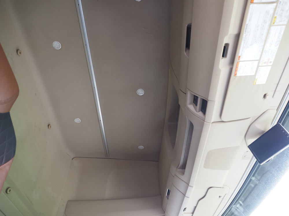 日野 プロフィア ウイング車 大型 2DG-FW1AHG 年式 H29[写真37]