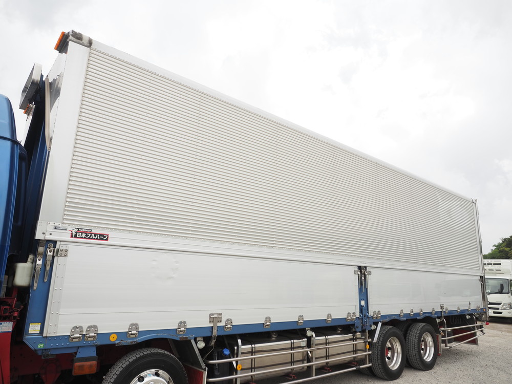 いすゞ ギガ ウイング車 大型 QKG-CYJ77A 年式 H25[写真16]