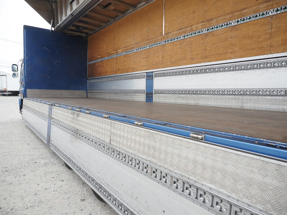 いすゞ ギガ ウイング車 大型 QKG-CYJ77A 年式 H25[写真22]