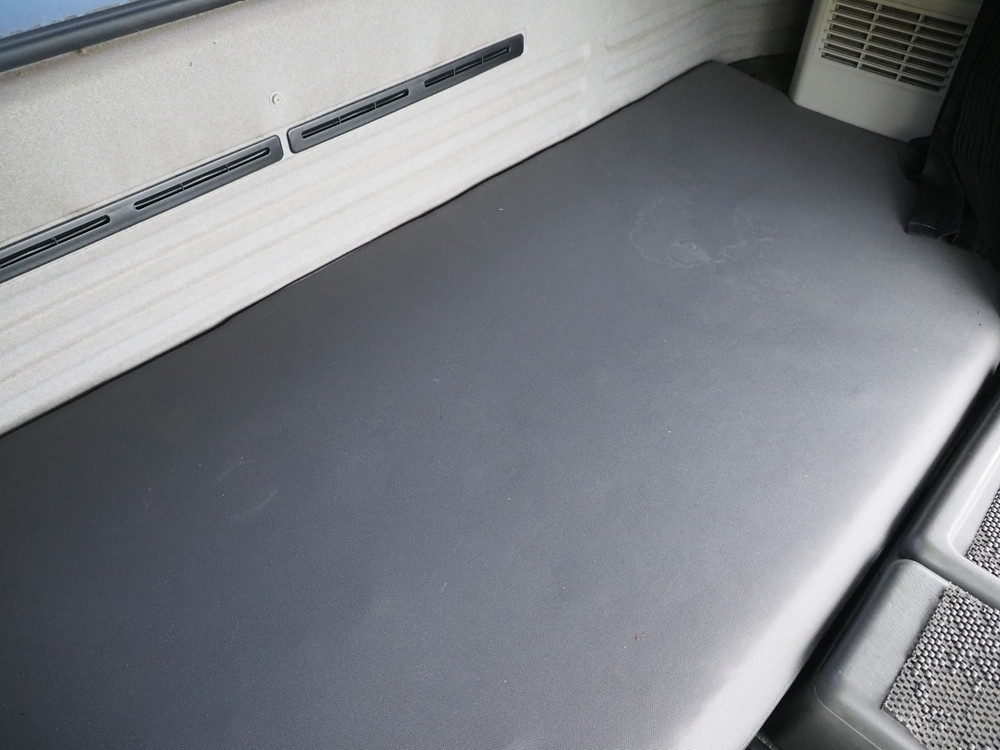 いすゞ ギガ ウイング車 大型 QKG-CYJ77A 年式 H25[写真37]