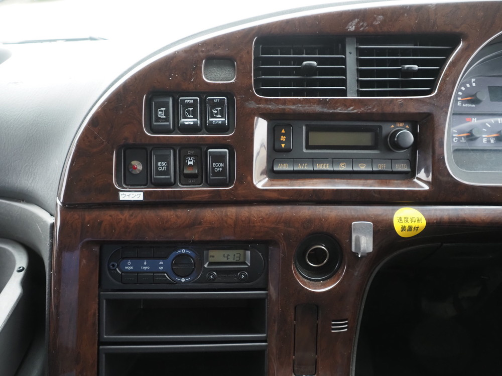 いすゞ ギガ ウイング車 大型 QKG-CYJ77A 年式 H25[写真34]