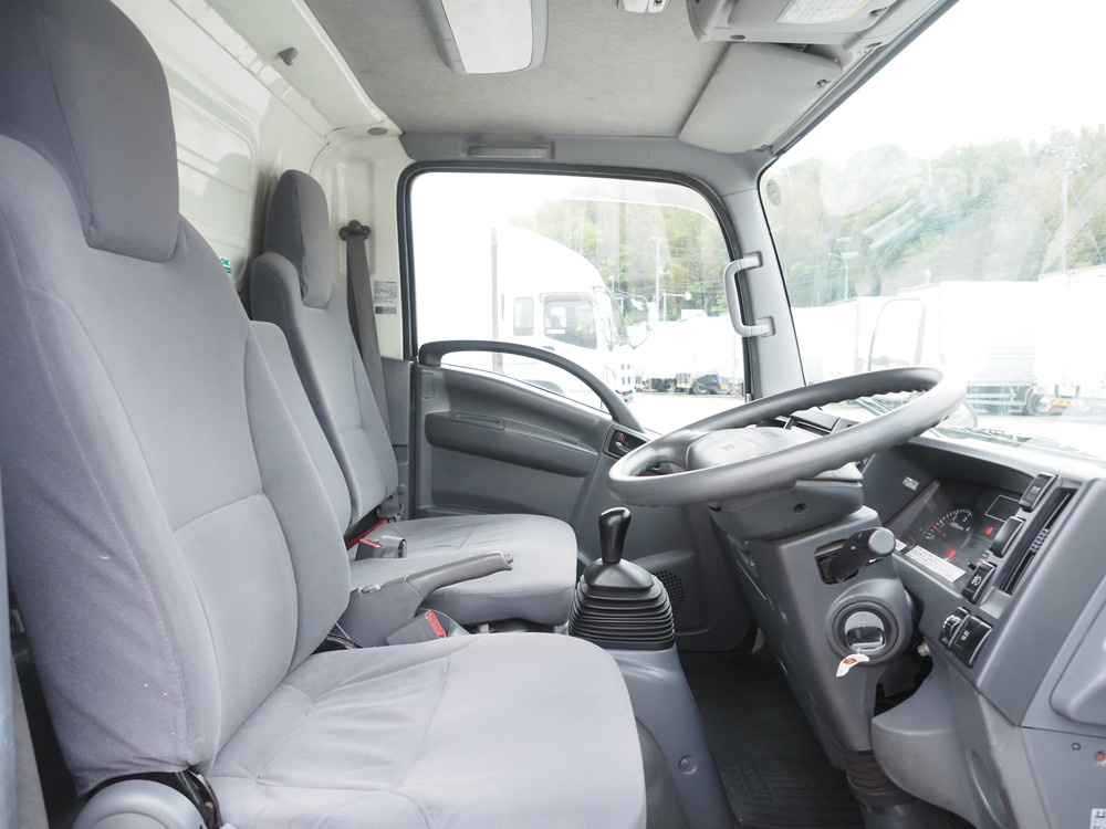 いすゞ エルフ バン車 小型 SKG-NMR85AN 年式 H24[写真19]