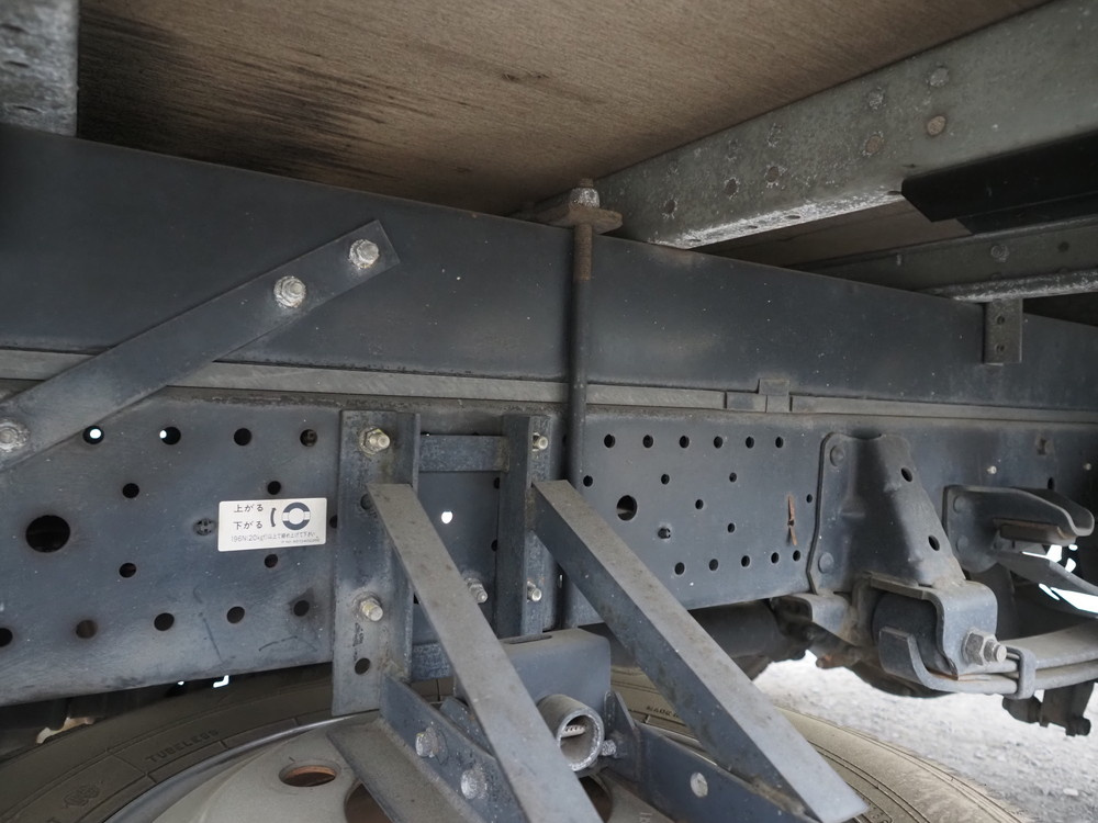 いすゞ エルフ バン車 小型 SKG-NMR85AN 年式 H24[写真27]