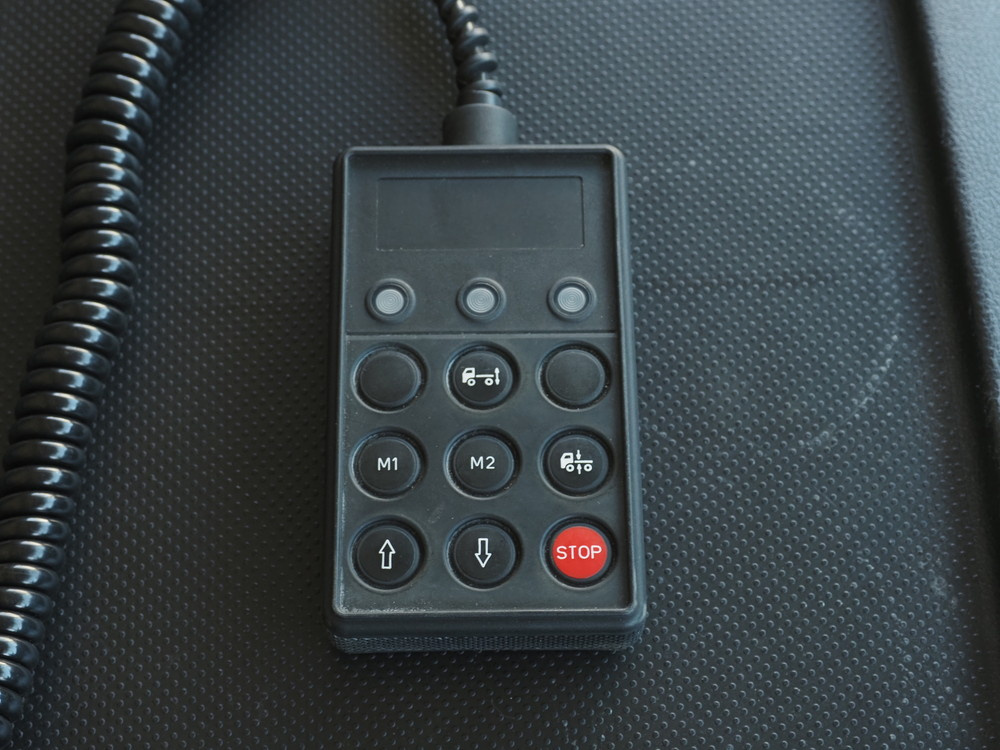 日野 プロフィア ウイング車 大型 QKG-FW1EXBG 年式 H24[写真34]