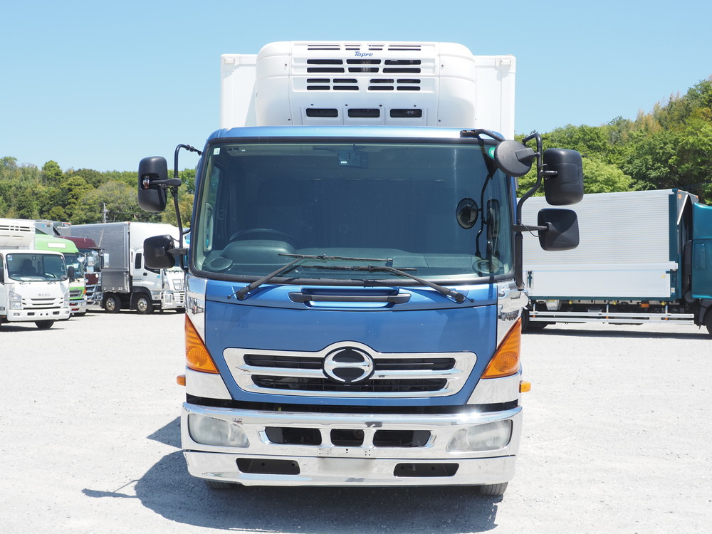 日野 レンジャープロ 冷凍バン 中型 TKG-FC9JKAG 年式 H25[写真02]