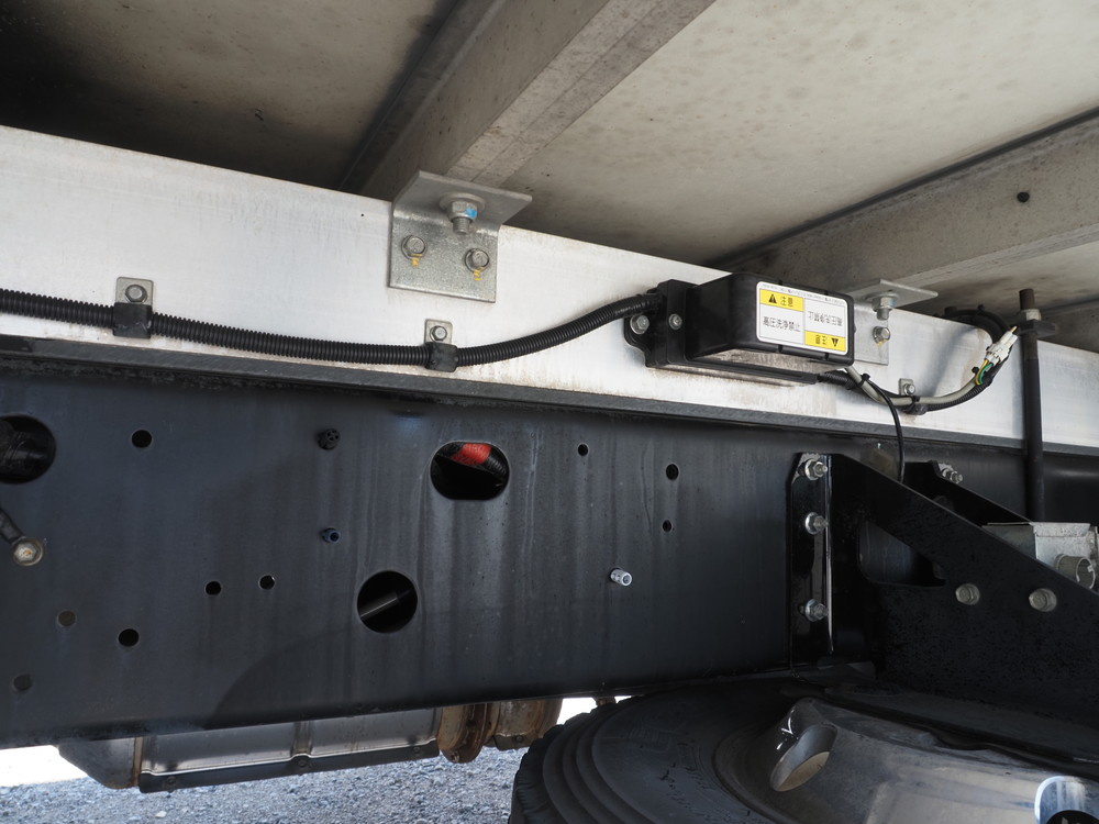 日野 レンジャープロ 冷凍バン 中型 TKG-FC9JKAG 年式 H25[写真36]