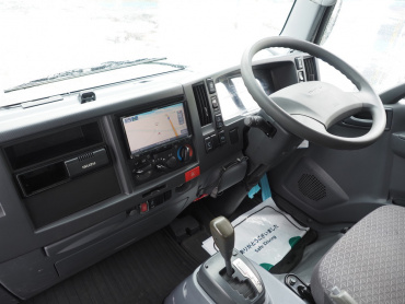 いすゞ エルフ ウイング車 小型 TRG-NPR85AN 年式 H30[写真31]