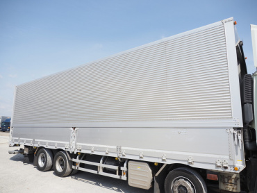 いすゞ ギガ ウイング車 大型 LKG-CYJ77A 年式 H23 [写真08]