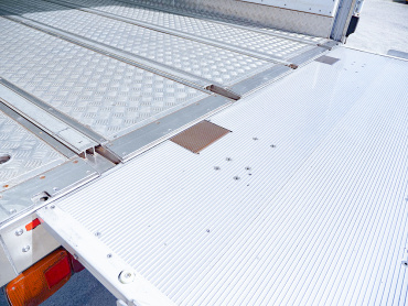 日野 レンジャープロ 冷凍バン 中型 TKG-FC9JKAG 年式 H29[写真22]