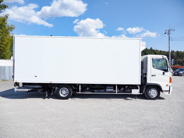 日野 レンジャープロ 冷凍バン 中型 TKG-FC9JKAG 年式 H29[写真07]