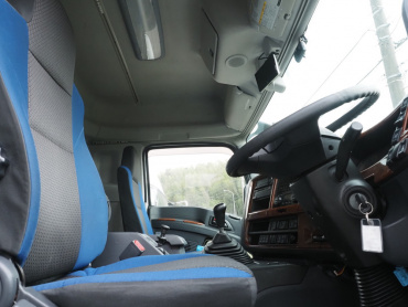 いすゞ ギガ ウイング車 大型 QKG-CYJ77B 年式 H28 [写真31]