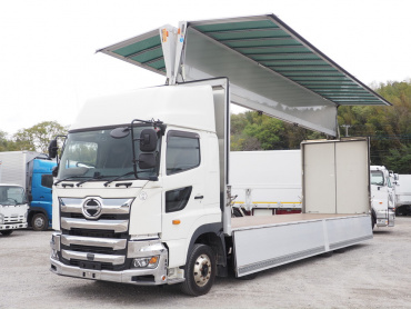 日野 プロフィア ウイング車 大型 2DG-FW1AHG 年式 R1 [写真02]