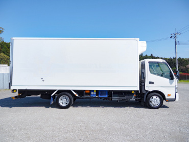 日野 デュトロ 冷凍バン 小型 TKG-XZU720M 年式 H29[写真09]