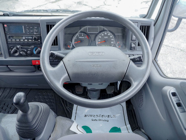 いすゞ エルフ 冷凍バン 小型 TKG-NHS85AN 年式 H25 [写真25]