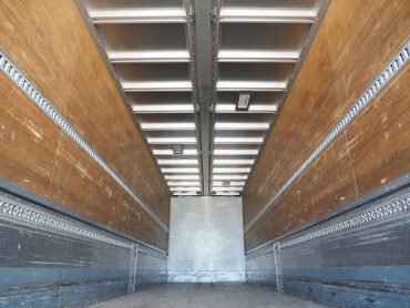 いすゞ ギガ ウイング車 大型 QKG-CYJ77A 年式 H27 [写真21]