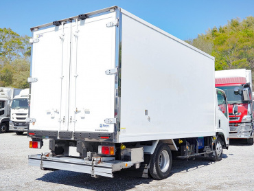 いすゞ エルフ 冷凍バン 小型 TPG-NPR85AN 年式 H28[写真04]