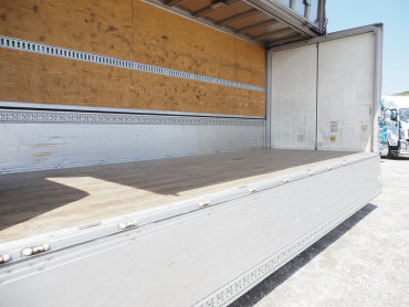 いすゞ フォワード ウイング車 中型 TKG-FRR90S2 年式 H27 [写真13]