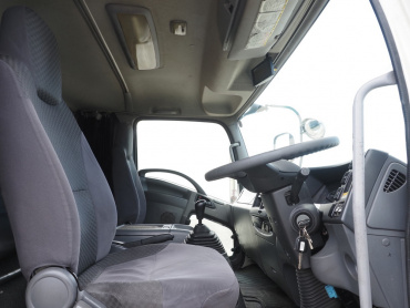 いすゞ フォワード ウイング車 中型 TKG-FRR90S2 年式 H27 [写真21]