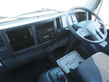 いすゞ フォワード ウイング車 中型 2RG-FRR90T2 年式 H30 [写真30]