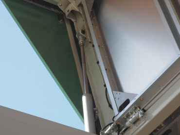 いすゞ フォワード ウイング車 中型 2RG-FRR90T2 年式 H30 [写真15]