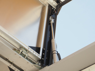 日野 プロフィア ウイング車 大型 QPG-FW1EXEG 年式 H29 [写真16]