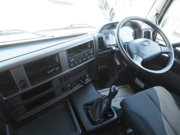 日野 プロフィア ウイング車 大型 QPG-FW1EXEG 年式 H29 [写真31]