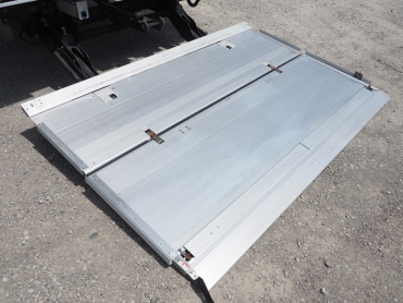 日野 プロフィア ウイング車 大型 BKG-FW1EXYJ 年式 H20[写真25]