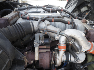 いすゞ ギガ 冷凍ウイング 大型 QKG-CYJ77B 年式 H29 [写真44]