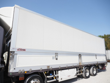 いすゞ ギガ 冷凍ウイング 大型 QKG-CYJ77B 年式 H29 [写真15]