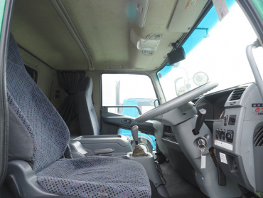 三菱ふそう ファイター ウイング車 中型 PDG-FK61F 年式 H22 [写真22]