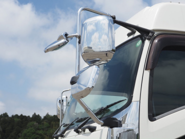 いすゞ ギガ ウイング車 大型 QKG-CYJ77B 年式 H29 [写真08]