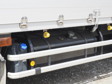 いすゞ ギガ ウイング車 大型 QKG-CYJ77B 年式 H29 [写真16]