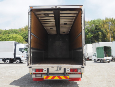 いすゞ ギガ ウイング車 大型 QKG-CYJ77B 年式 H29 [写真21]