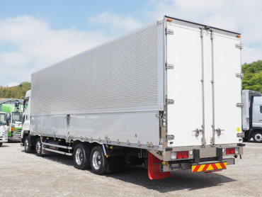 いすゞ ギガ ウイング車 大型 QKG-CYJ77B 年式 H29 [写真06]