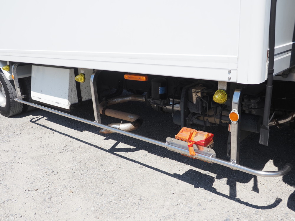 日野 レンジャープロ 冷凍バン 中型 TKG-FC9JKAG 年式 H25[写真10]