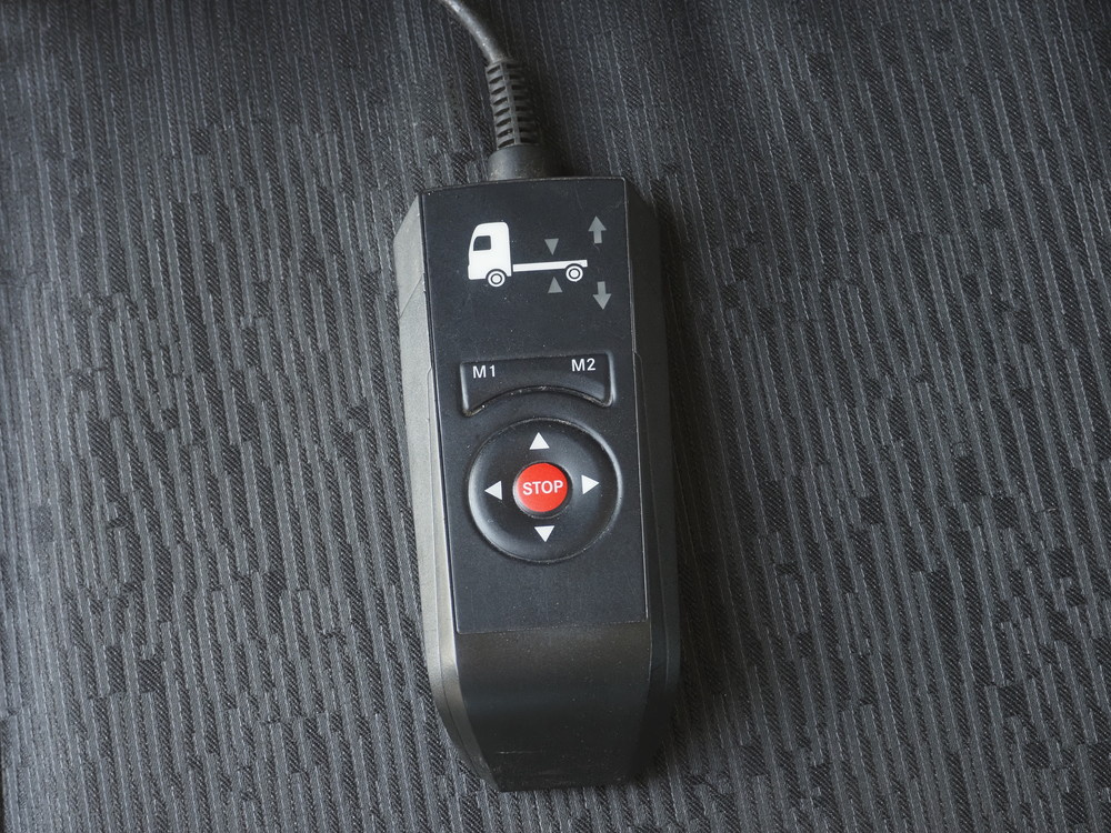 三菱ふそう スーパーグレート ウイング車 大型 2PG-FS74HZ 年式 H30[写真34]