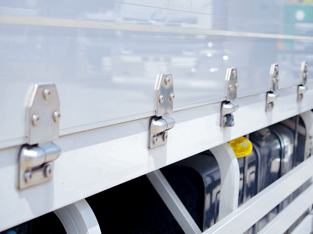 三菱ふそう スーパーグレート ウイング車 大型 QKG-FS54VZ 年式 H26[写真14]