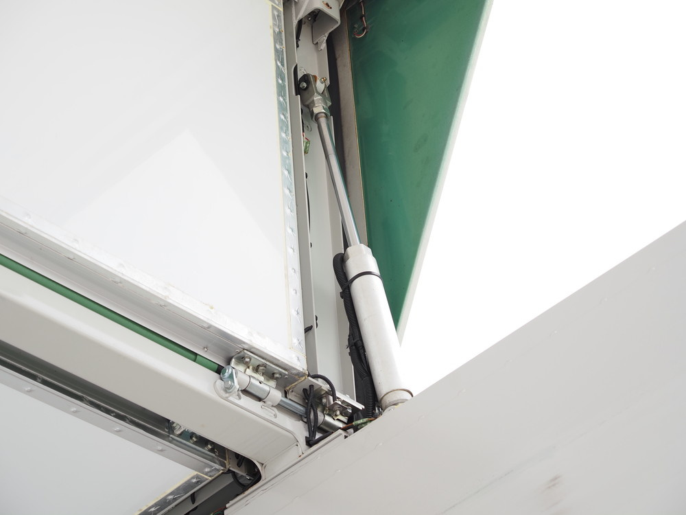 三菱ふそう スーパーグレート ウイング車 大型 QKG-FS54VZ 年式 H26[写真10]