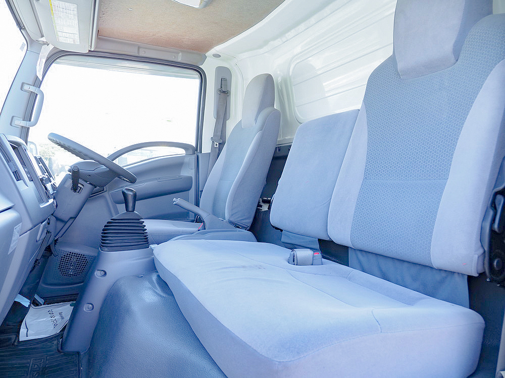 いすゞ エルフ 冷凍バン 小型 TPG-NPR85AN 年式 H29[写真31]