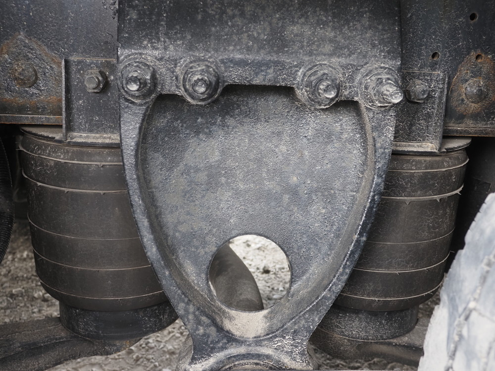 日野 プロフィア 平ボディ 大型 QPG-FW1EXEG 年式 H27[写真32]