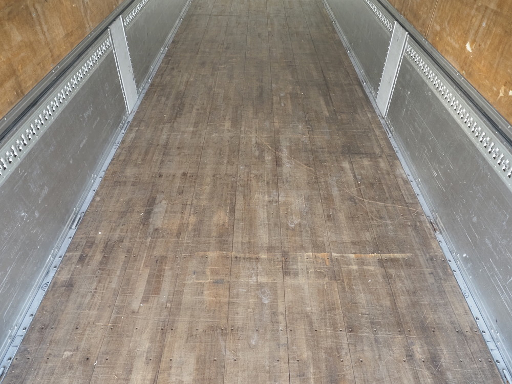 いすゞ ギガ ウイング車 大型 QKG-CYJ77B 年式 H28[写真27]