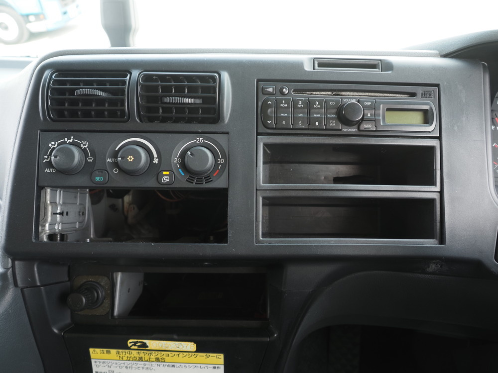 三菱ふそう スーパーグレート 平ボディ 大型 QKG-FS55VZ 年式 H25[写真28]