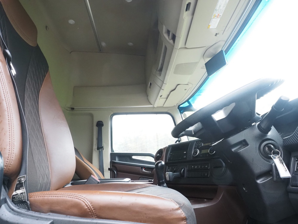 日野 プロフィア ウイング車 大型 2DG-FW1AHG 年式 H30[写真30]