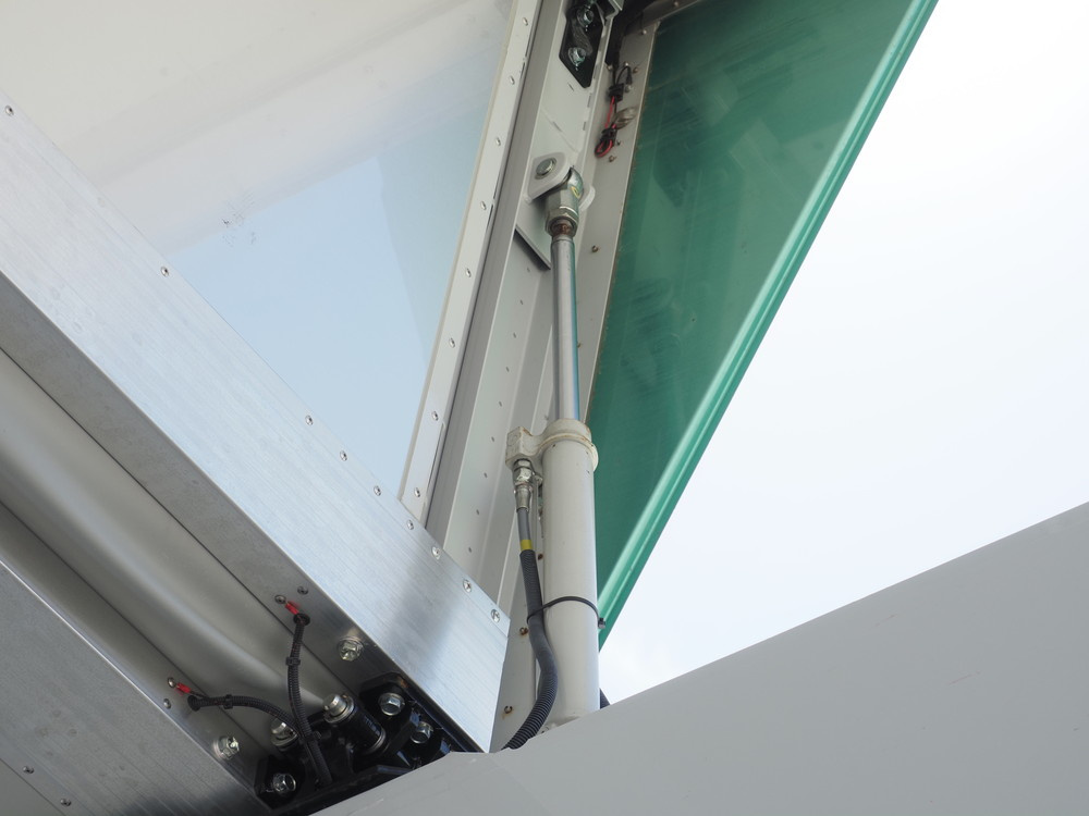 日野 レンジャー ウイング車 中増t 2PG-FE2ACG 年式 R4[写真14]